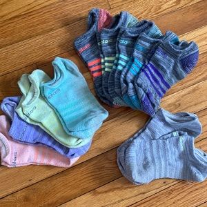 Adidas Women’s/ youth socks. Women’s size 7-9